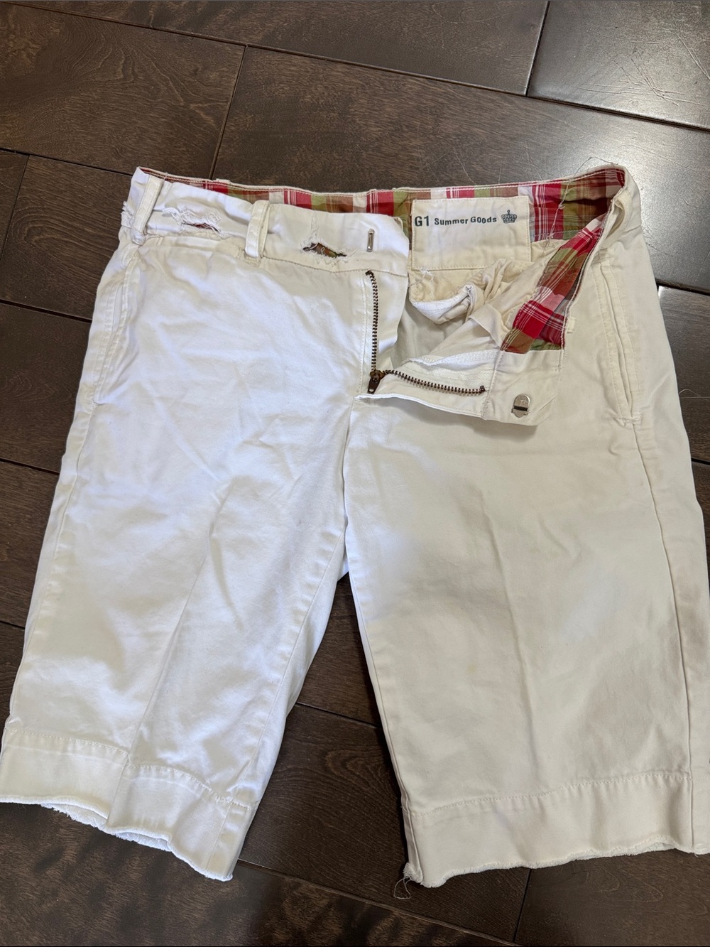 White Women’s Bermuda Shorts